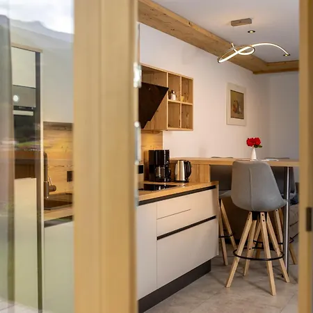 아파트호텔 Gamsalm Kals-am Großglockner